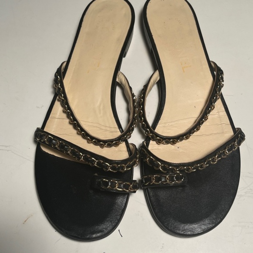 CHANEL Black and Gold Chain Sandals